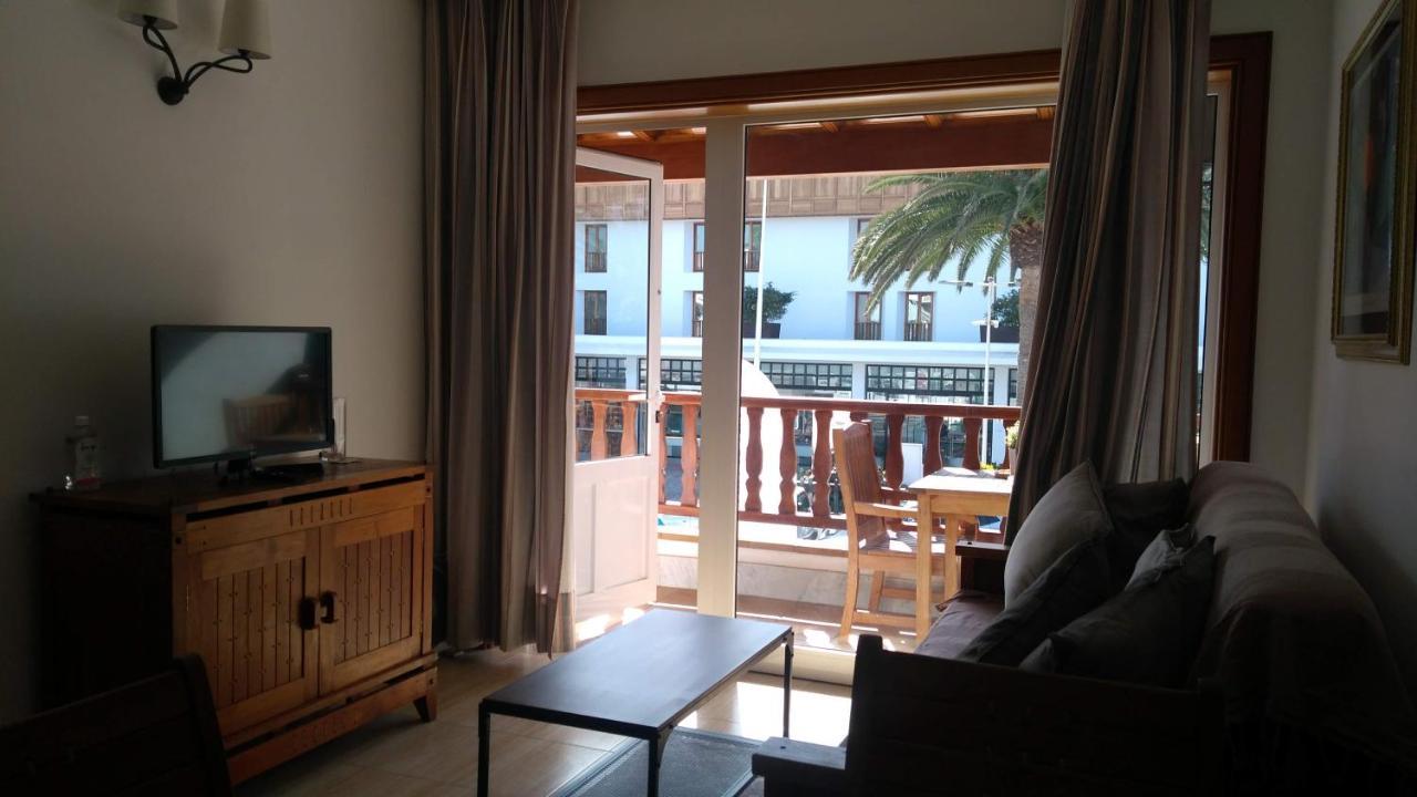 Apartment In The City Center Near To The Beach ปูแอร์โตเดลคาร์เมน ภายนอก รูปภาพ